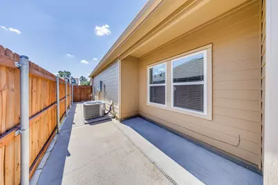 1704 Cindy Lane, Conroe, TX 77304 - Photo 13