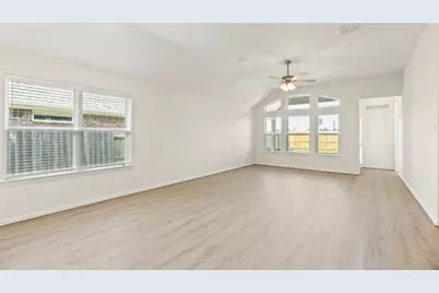 31015 Eagle Crag Road, Waller, TX 77484 - Photo 7