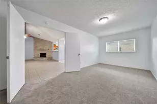 9902 Stepney Green Dr, Houston, TX 77070 - Photo 19