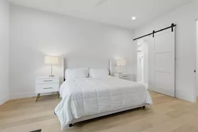 544 Cascade Street, Bellaire, TX 77401 - Photo 33