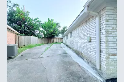 7315 Housman Street #B, Houston, TX 77055 - Photo 41