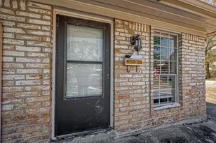 7315 Housman St, Houston, TX 77055 - Photo 13