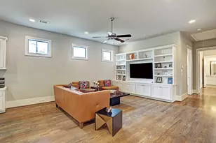 5655 Locke Ln, Houston, TX 77056 - Photo 27