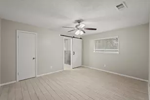 105 Navajo St, Conroe, TX 77316 - Photo 7