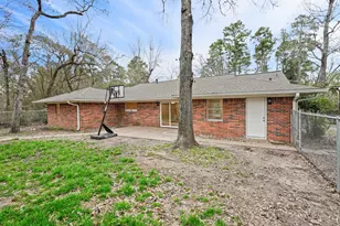 105 Navajo St, Conroe, TX 77316 - Photo 23