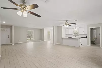 105 Navajo Street, Conroe, TX 77316 - Photo 13