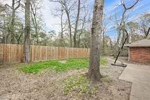 105 Navajo St, Conroe, TX 77316 - Photo 21