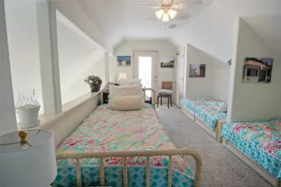 1044 Waco Road, Gilchrist, TX 77617 - Photo 19