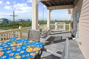 1044 Waco Rd, Gilchrist, TX 77617 - Photo 27