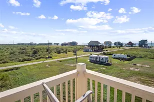 1044 Waco Rd, Gilchrist, TX 77617 - Photo 31