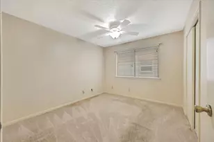 16019 Stonehaven Dr, Houston, TX 77059 - Photo 27