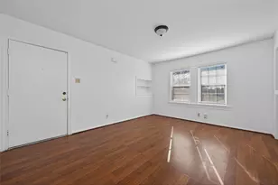 2005 Common St, Houston, TX 77009 - Photo 9