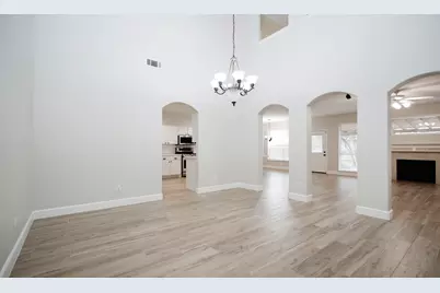 27131 Sunset Pines Drive, Spring, TX 77373 - Photo 9