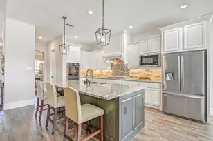 2424 Prairie Mist Ln, Friendswood, TX 77546 - Photo 11