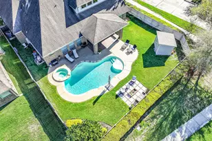 2424 Prairie Mist Ln, Friendswood, TX 77546 - Photo 43