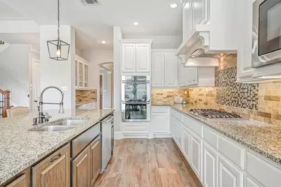 2424 Prairie Mist Lane, Friendswood, TX 77546 - Photo 15