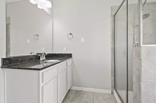 702 S Galley Dr, Crosby, TX 77532 - Photo 19