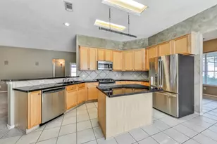 3 N Abram Cir, The Woodlands, TX 77382 - Photo 17