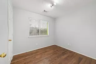 12807 Claycliff Ct, Houston, TX 77034 - Photo 21