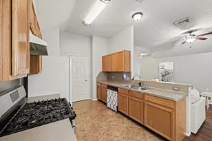 12807 Claycliff Ct, Houston, TX 77034 - Photo 17