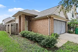 12807 Claycliff Ct, Houston, TX 77034 - Photo 3