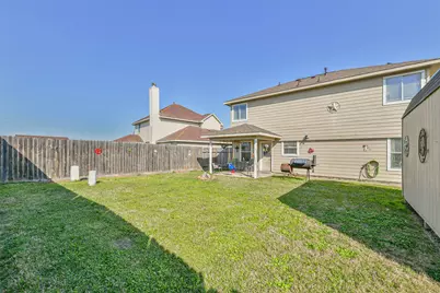 8319 White Pine Lane, Baytown, TX 77523 - Photo 7