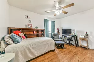 8319 White Pine Ln, Baytown, TX 77523 - Photo 25