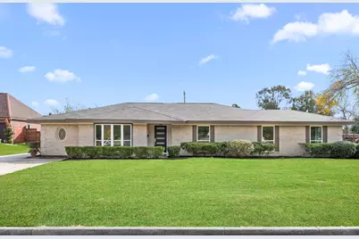 6934 Heron Drive, Houston, TX 77087 - Photo 1