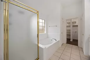 902 W Palmcrest Ct, Pearland, TX 77584 - Photo 11