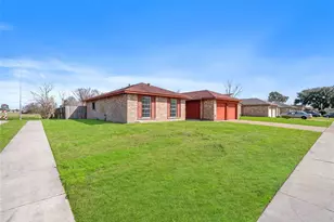 1666 Meadow Green Dr, Missouri City, TX 77489 - Photo 1