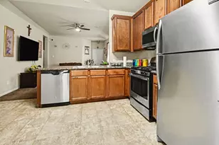 10019 Meadow Mill Forest Ln, Houston, TX 77044 - Photo 3