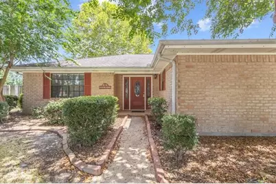 815 Hunter Ridge Lane, Nederland, TX 77627 - Photo 9