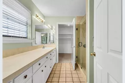 815 Hunter Ridge Lane, Nederland, TX 77627 - Photo 23