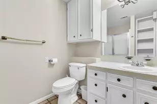 815 Hunter Ridge Ln, Nederland, TX 77627 - Photo 31