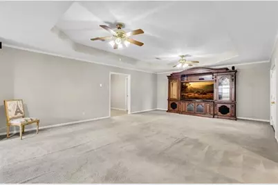 815 Hunter Ridge Lane, Nederland, TX 77627 - Photo 15