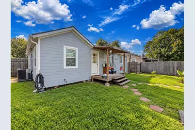 828 Robinson Road, La Porte, TX 77571 - Photo 19