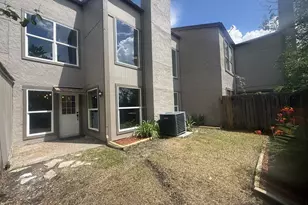 880 Tully Rd, Houston, TX 77079 - Photo 37