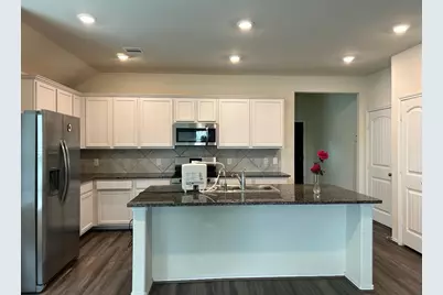 765 Camden Valley Lane, La Marque, TX 77568 - Photo 7