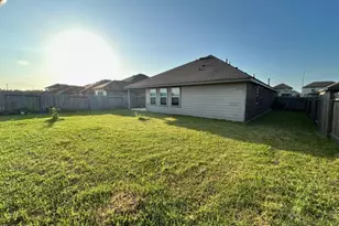 765 Camden Valley Ln, La Marque, TX 77568 - Photo 19