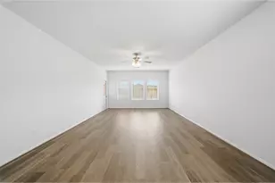 429 Monarch Trl, Huntsville, TX 77320 - Photo 19