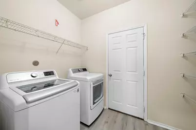 1418 S Maple Drive, Katy, TX 77493 - Photo 9