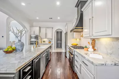 39 Beacons Light Place, Tomball, TX 77375 - Photo 19
