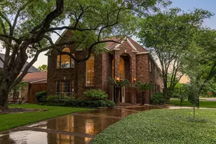 4900 Cedar St, Bellaire, TX 77401 - Photo 1