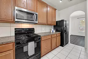 2010 Rycroft Dr, Spring, TX 77386 - Photo 5