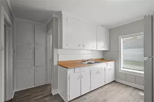 331 9th St N, Texas City, TX 77590 - Photo 3