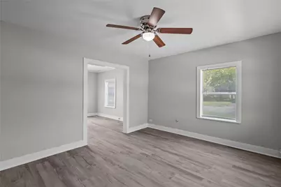 331 9th Street N, Texas City, TX 77590 - Photo 11