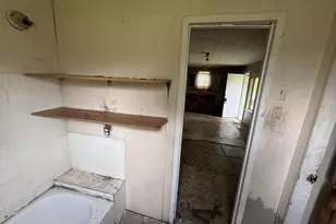 397 Marcella Ln, Marshall, TX 75672 - Photo 5