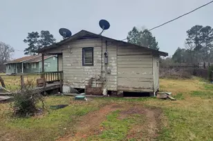 397 Marcella Ln, Marshall, TX 75672 - Photo 3