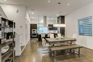 5905 E Post Oak Ln, Houston, TX 77055 - Photo 13