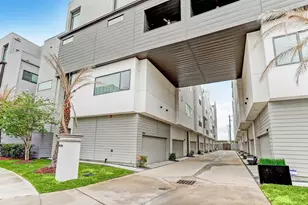 5905 E Post Oak Ln, Houston, TX 77055 - Photo 3